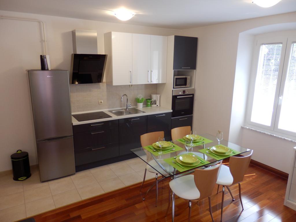 Apartment Pula Center 外观 照片
